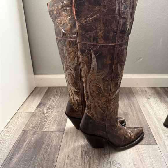 Dan Post knee high Jilted distressed western boot - Picture 2 of 4